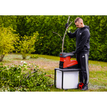 Rozdrabniacz do gałęzi RTRDG0133