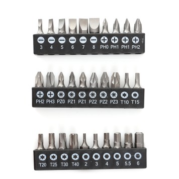 Zestaw śrubokrętów, szczypiec i bitów 45szt. . KD10893