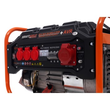 Agregat prądotwórczy 3500W 12/230V/380V KD161