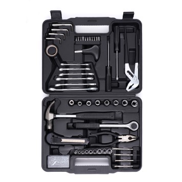 Zestaw narzędzi 141el. KD10467