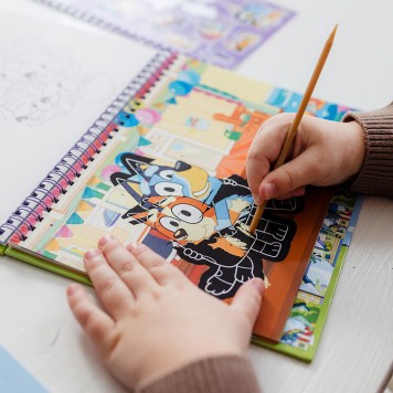 Bluey Fun scratch art kit and activity set