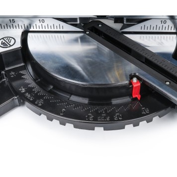 Piła ukośna (ukośnica) do drewna PM-UK-2000T