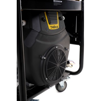 Agregat prądotwórczy trójfazowy  13 / 15 kW KD196