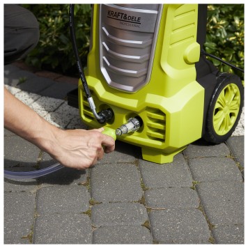 Myjka wysokociśnieniowa z pompą zasysającą 280bar  3000W KD423