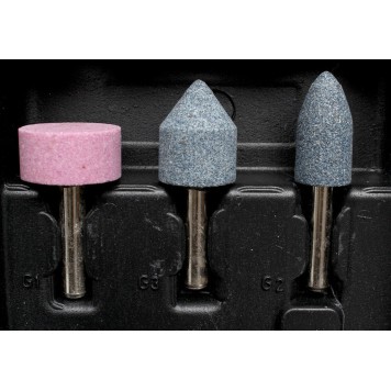 Zestaw narzędzi pneumatycznych KD1421 34EL. LX-008