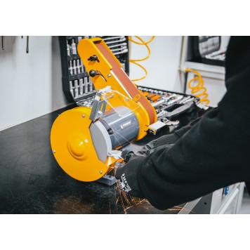 Szlifierka stołowa kamieniowa taśmowa 1850W PM-SS-1850M-2W1