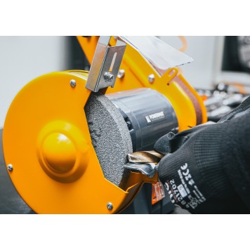 Szlifierka stołowa kamieniowa taśmowa 1850W PM-SS-1850M-2W1