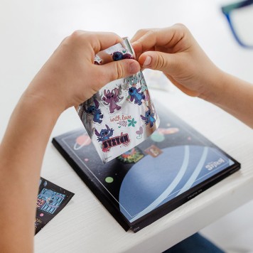 Disney Lilo and Stitch Extrovert sticker set