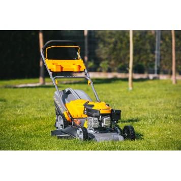 KOSIARKA SPALINOWA Z NAPĘDEM 6KM PM-KSS-6S