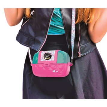 Crazy Chic On The Go Nail Studio in Case Clementoni