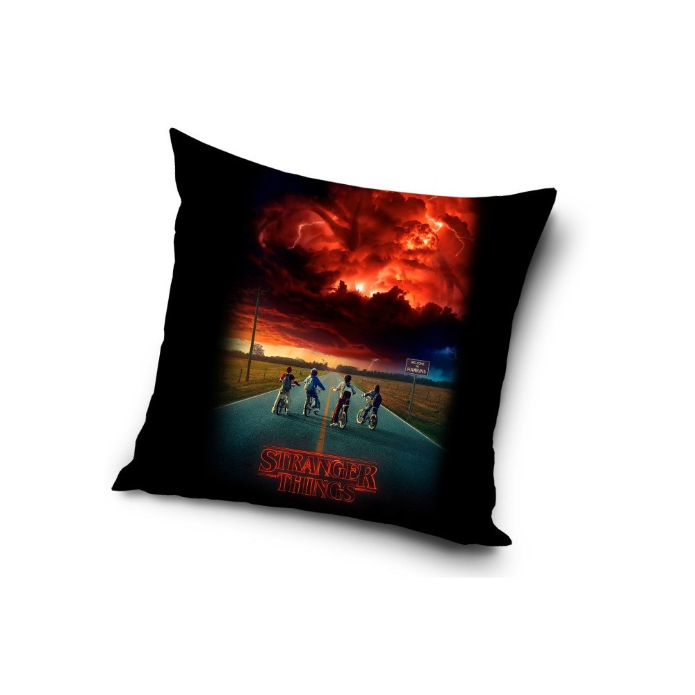 Stranger Things decorative pillow 40x40 cm