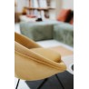 Fauteuil Evan velours pieds noirs ocre