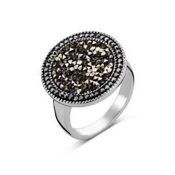 Victoria Silver-colored ring with black stone