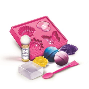 Crazy Chic Soap and Bath Bomb Making Kit Clementoni