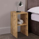 Table de chevet en bois marron 30x30x60 cm
