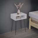 Table de chevet en bois blanche pieds métal noir 40x30x59 cm
