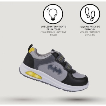 Batman LED flashing, light-up street shoes size 28