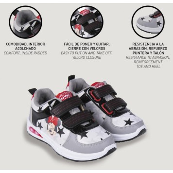 Disney Minnie  Star LED flashing, light-up street shoes 32