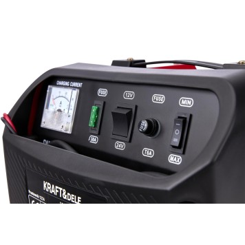 Chargeur de batterie voiture 12/24V 30A