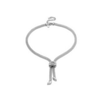 Victoria Silver color thick mesh necklace