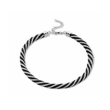 Victoria Black and white necklace