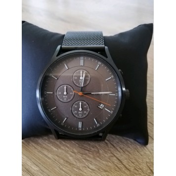 Victoria Men's black metal strap watch