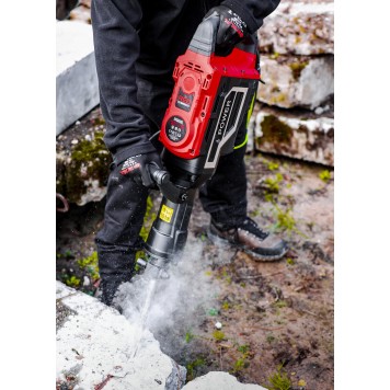 MŁOT WYBURZENIOWY UDAROWY KUJĄCY 3300W HEX 70J  RTMWB0052