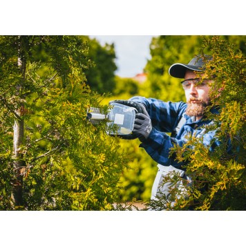 Elektryczne nożyce do żywopłotu PM-NE-1600M