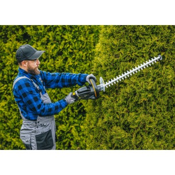 Elektryczne nożyce do żywopłotu PM-NE-1800M