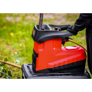 Rozdrabniacz do gałęzi RTRDG0133