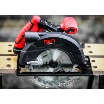 Pilarka tarczowa 2300W RED TECHNIC RTRPT0007