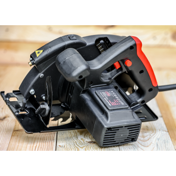 PILARKA TARCZOWA 2250W RED TECHNIC RTRPT0006