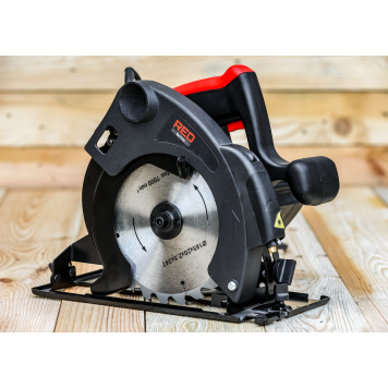 PILARKA TARCZOWA 2250W RED TECHNIC RTRPT0006