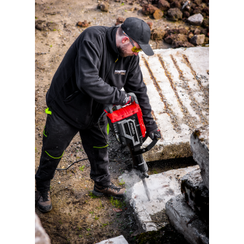 MŁOT WYBURZENIOWY UDAROWY KUJĄCY 3300W HEX 70J  RTMWB0052
